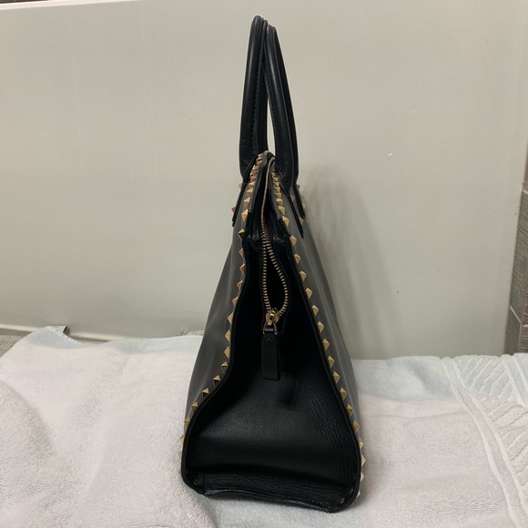 Authentic Valentino Garavani rockstud tote handbag - Picture 3 of 8